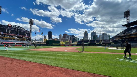 Today: Pirates vs. Reds taken North Shore. Photo by JOSÉ NEGRON / DKPS